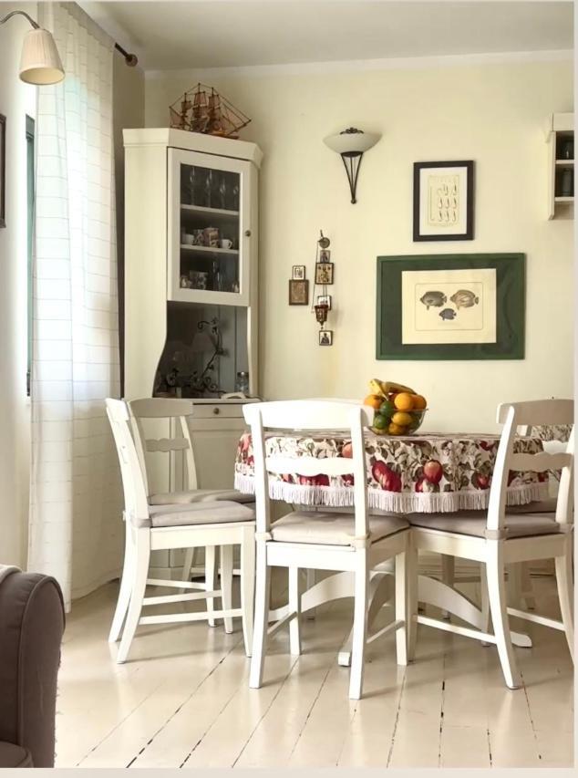 Apartment Tri Kiparisa Tivat Dış mekan fotoğraf
