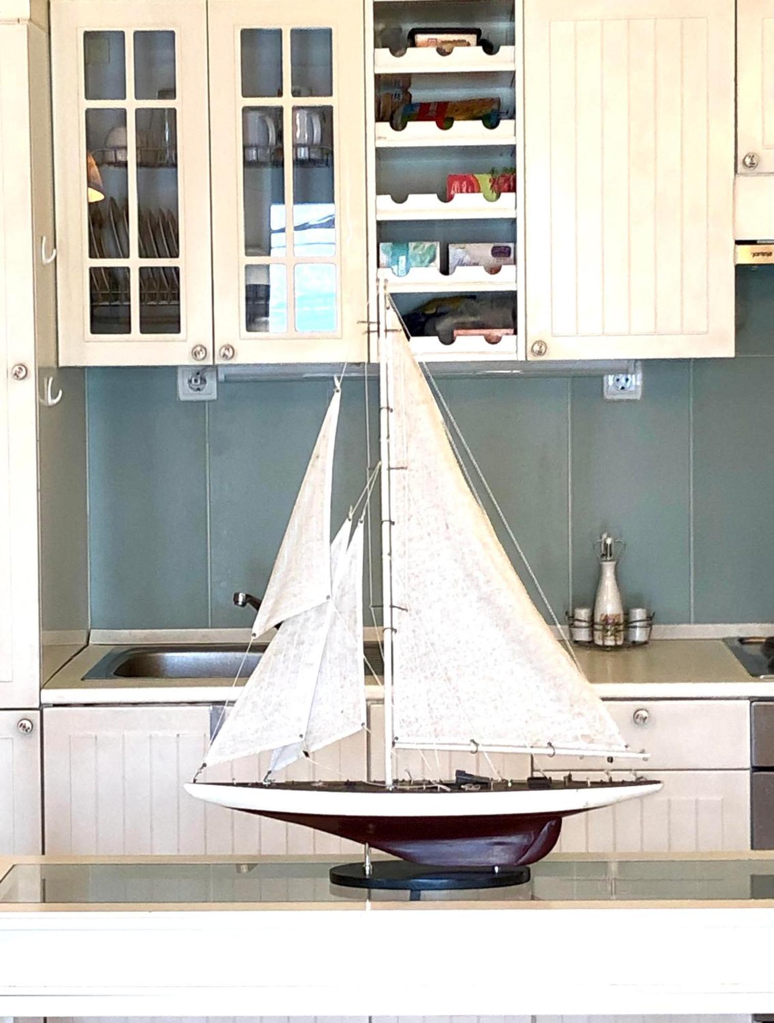 Apartment Tri Kiparisa Tivat Dış mekan fotoğraf